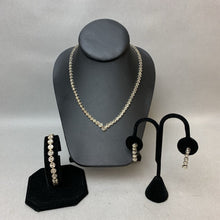 Load image into Gallery viewer, Vintage Beverly Hills Sterling V-Necklace Bracelet &amp; Clip Earrings Set Signed (17&quot;, 7&quot;)
