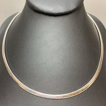 Load image into Gallery viewer, Milor Italian Sterling Omega Chain w/ Extender (18&quot;)
