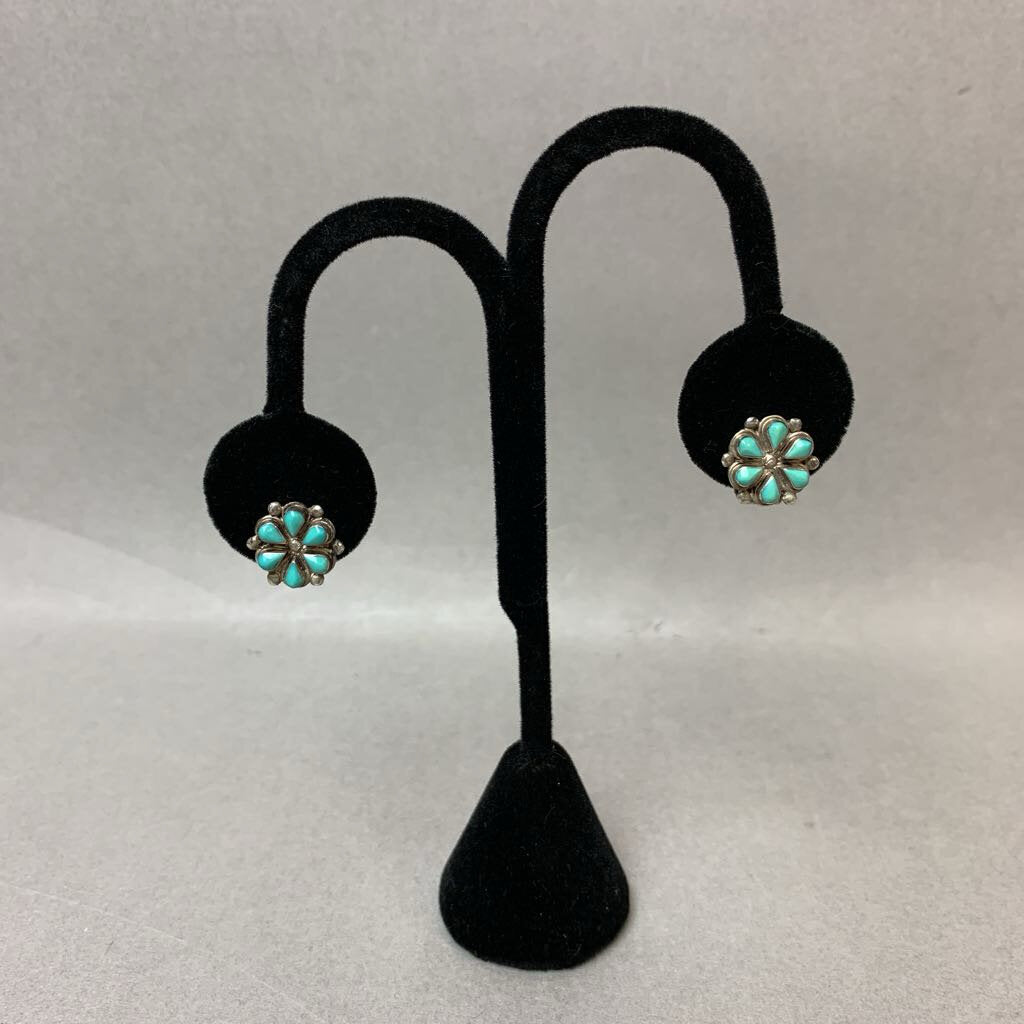 Vintage Sterling Flower Cluster Clip Earrings (0.5