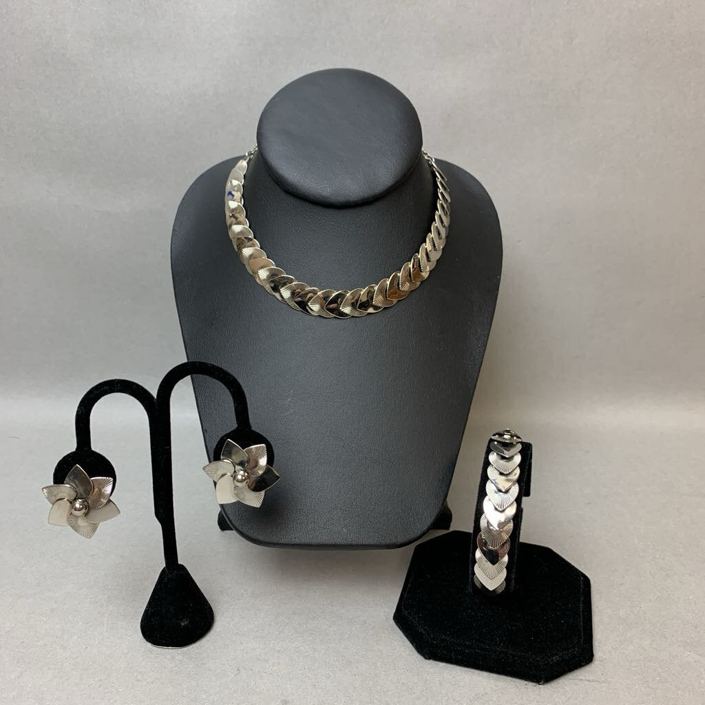 Vintage Silvertone Layered Link Choker Necklace Bracelet & Clip Earrings Set