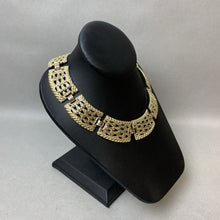 Load image into Gallery viewer, Vintage Chunky Goldtone Statement Collar Necklace (19&quot;)
