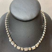 Load image into Gallery viewer, Vintage Clear Rhinestone Choker Necklace (15")
