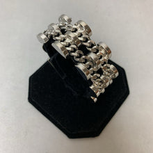 Load image into Gallery viewer, Vintage Thick Chain Link Statement Bracelet (7")

