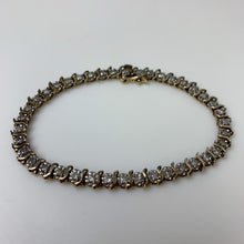 Load image into Gallery viewer, 10K Gold Diamond 7.5&quot; Tennis Bracelet (8.3g)
