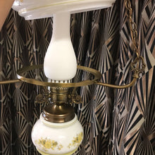 Load image into Gallery viewer, Vintage Chandelier Hurricane Lamp (20in)
