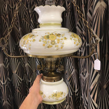 Load image into Gallery viewer, Vintage Chandelier Hurricane Lamp (20in)

