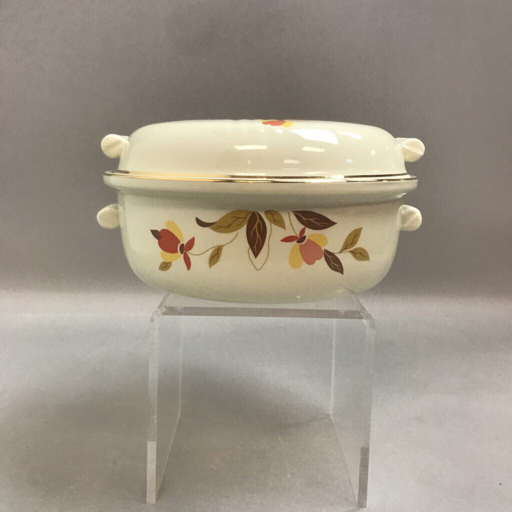 Casserole Dish Autumn Leaf Hall China (8.5in)