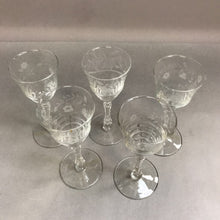 Load image into Gallery viewer, Wine Glass Set Libbey Rock Sharpe (Set of 5)
