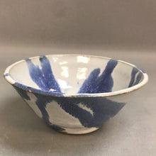 Load image into Gallery viewer, Blue &amp; White Pottery Bowl (3x6)
