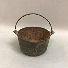 Load image into Gallery viewer, Griswold Cast Iron Deep Patty Bowl (2.5x4.25x4.25) (As-Is)
