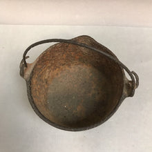 Load image into Gallery viewer, Griswold Cast Iron Deep Patty Bowl (2.5x4.25x4.25) (As-Is)
