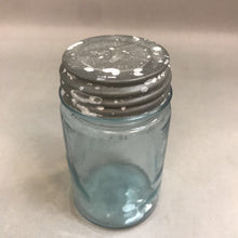 Load image into Gallery viewer, Vintage Blue Pint Mason Jar with Lid
