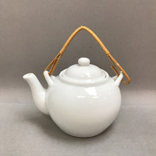 Load image into Gallery viewer, White Teapot (5x7x5.5)
