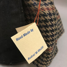 Load image into Gallery viewer, Vintage Irish Folk Art Hand Made by An Sean Clann Doll (10&quot;)
