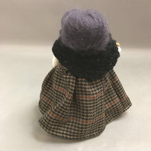 Load image into Gallery viewer, Vintage Irish Folk Art Hand Made by An Sean Clann Doll (10&quot;)
