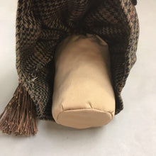 Load image into Gallery viewer, Vintage Irish Folk Art Hand Made by An Sean Clann Doll (10&quot;)
