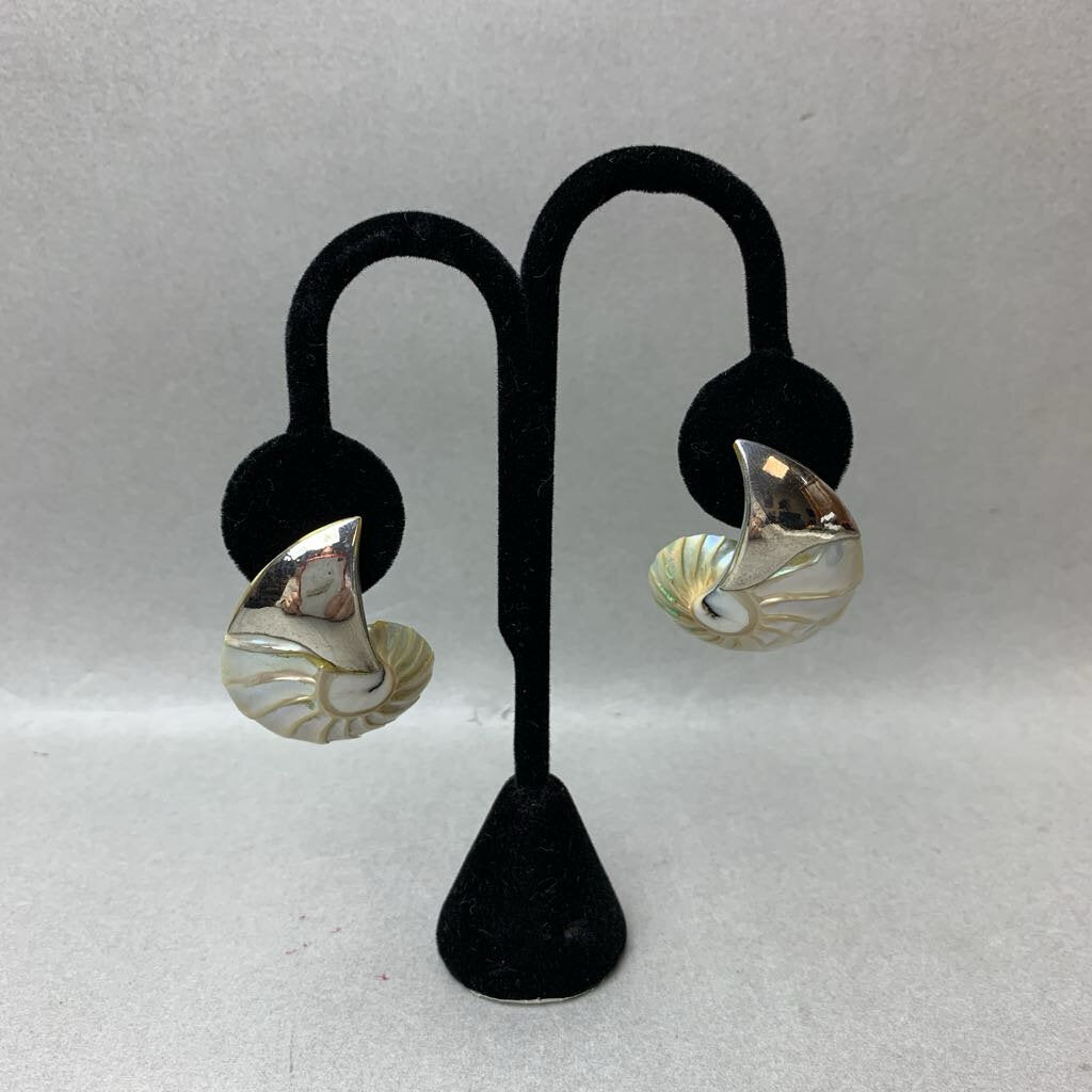 Sterling Tipped Nautilus Shell 1.75
