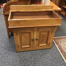 Load image into Gallery viewer, Antique Dry Sink (34x39x20)
