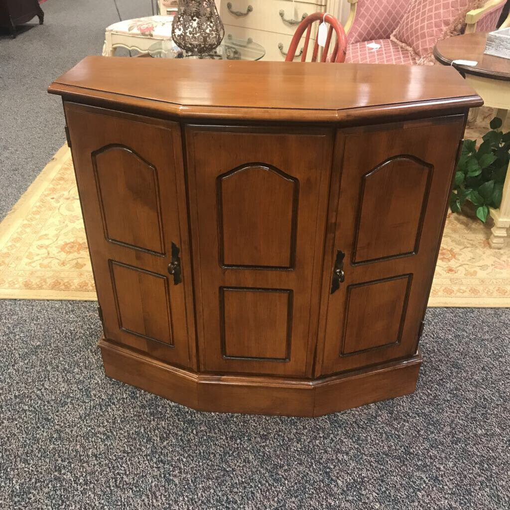 Hall / Entry Cabinet (30x32x13)