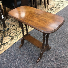 Load image into Gallery viewer, End Table (23x13x25)

