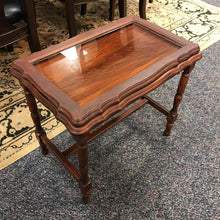 Load image into Gallery viewer, End Table with Glass Display Top (19x22x14)
