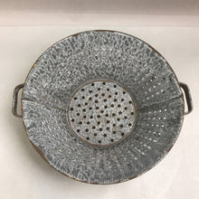 Load image into Gallery viewer, Gray Graniteware Colander Bowl (4x11x11)
