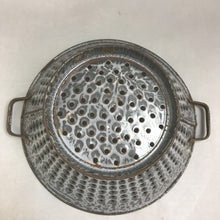 Load image into Gallery viewer, Gray Graniteware Colander Bowl (4x11x11)
