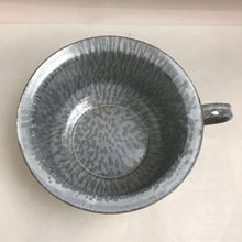 Load image into Gallery viewer, Gray Enamelware Chamber Pot (5x10.5x8.5)
