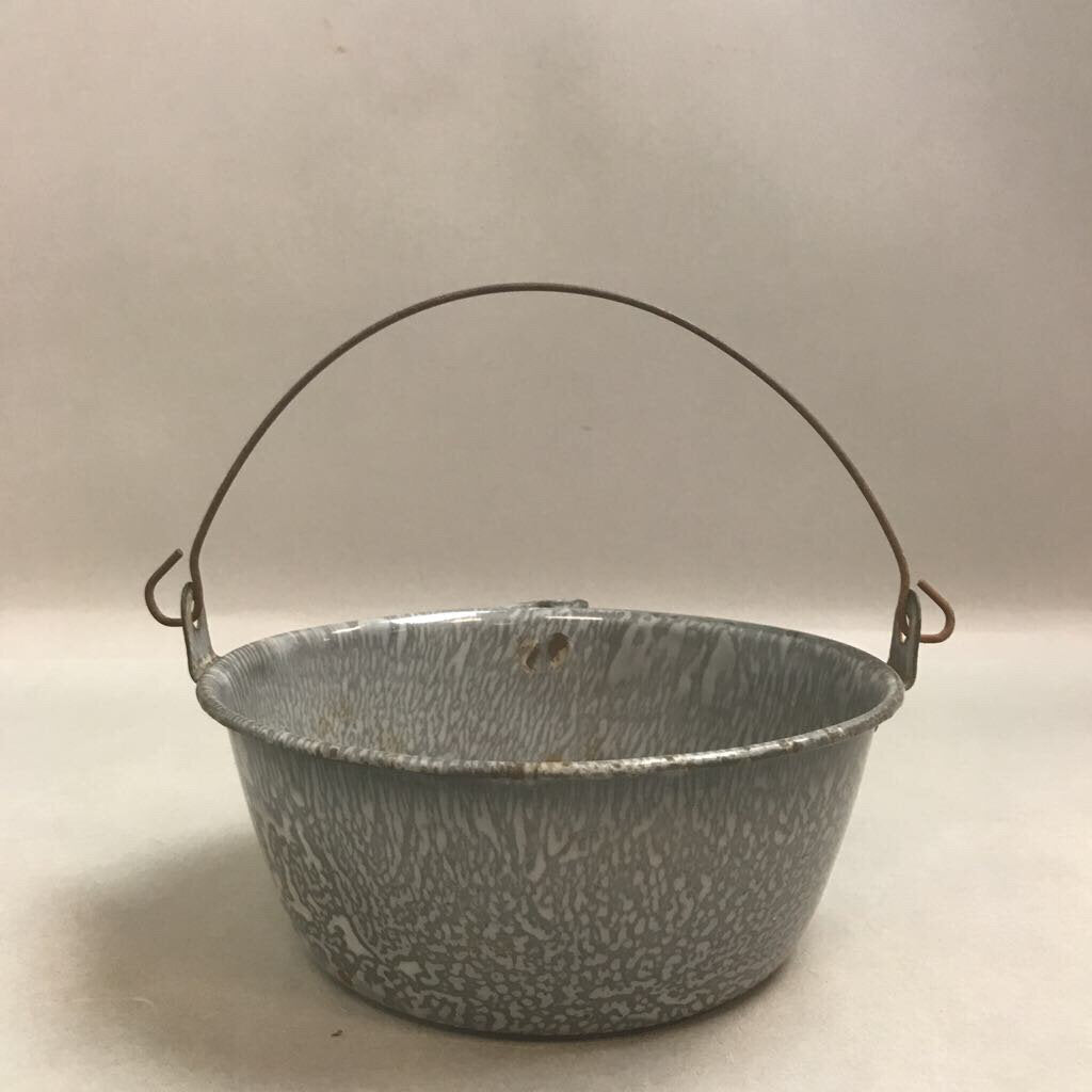 Grey Enamelware Batter Pan (3x7.5x7.5)