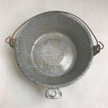 Load image into Gallery viewer, Grey Enamelware Batter Pan (3x7.5x7.5)

