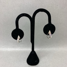 Load image into Gallery viewer, Vintage Native American Sterling Mother of Pearl Inlay 0.75&quot; Stud Earrings

