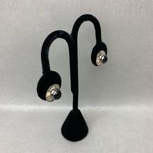 Load image into Gallery viewer, Vintage Native American Sterling Onyx 0.5&quot; Stud Earrings

