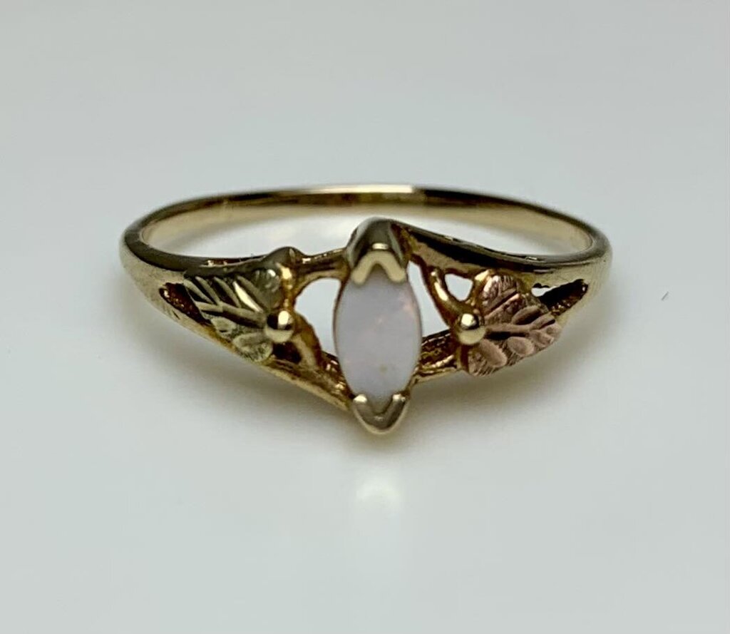12K Black Hills Gold Opal Ring sz 7.75 (1.7g)