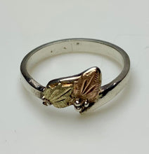 Load image into Gallery viewer, 10K Black Hills Gold Sterling Ring sz 7.5 (2.5g)

