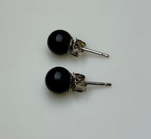 Load image into Gallery viewer, 14K White Gold Onyx Ball Stud Earrings (0.9g)
