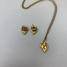 Load image into Gallery viewer, 10K Black Hills Gold Pendant on Gold Filled 19&quot; Chain &amp; Stud Earrings Set (3.5g)
