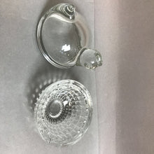 Load image into Gallery viewer, Clear Glass Nesting Hen (4x3.25x3.25)
