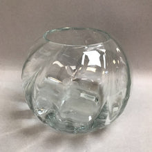 Load image into Gallery viewer, Etched Glass Rose Bowl (5.5&quot;)
