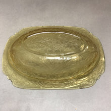 Load image into Gallery viewer, Vintage Amber Glass Oval Serving Bowl (2x10x7)
