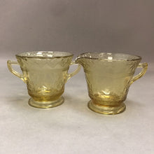 Load image into Gallery viewer, Antique Indiana Federal Madrid Amber Yellow Glass Cream and Sugar Set (3.5in) (Set of 2)
