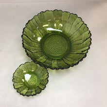 Load image into Gallery viewer, MCM Green Glass Chip &amp; Dip Bowl Set (3x10)
