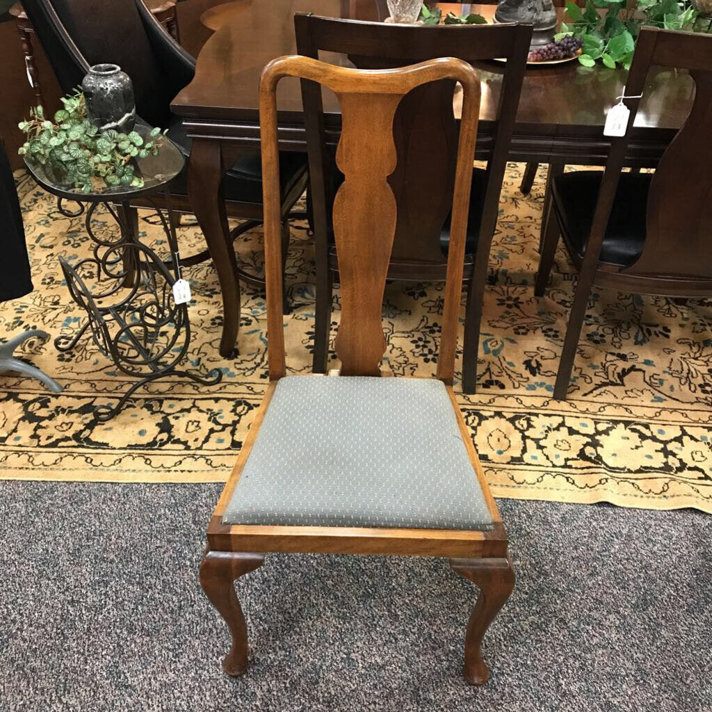 Chair (41x20x17)