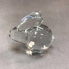 Load image into Gallery viewer, NIB Oneida Crystal Bunny Figurine (2&quot;)
