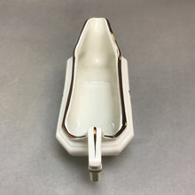 Load image into Gallery viewer, Antique Red-Cliff Ironstone Tea Leaf Luster Band Gravy Boat (3x2x5)
