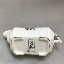 Load image into Gallery viewer, Antique Red-Cliff Ironstone Tea Leaf Luster Band Gravy Boat (3x2x5)
