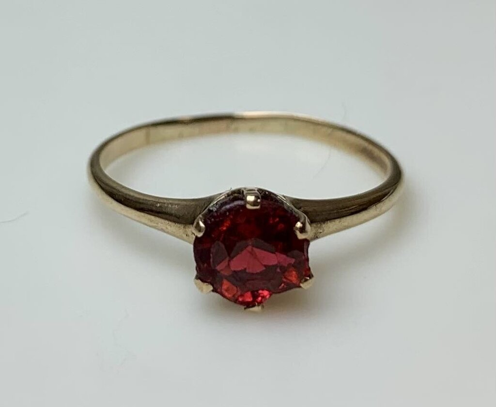 Vintage 10K Gold Garnet Prong Set Ring sz 7 As-Is (1.6g)