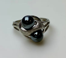 Load image into Gallery viewer, 10K White Gold Gray Pearl Ring sz 6 (3.9g)
