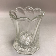 Load image into Gallery viewer, Tennerton Glass Texas Star Steamer Celery Glass (4.5&quot;)
