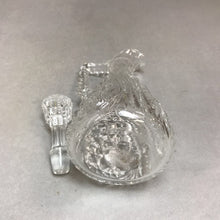 Load image into Gallery viewer, Vintage Crystal Cruet with Stopper (5&quot;)
