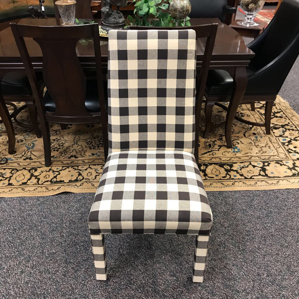 Checkered Upholstered Chair (41x17x25)